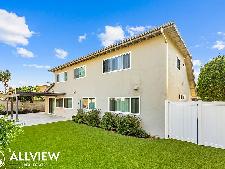 20542 Kelvingrove Ln — Photo 17