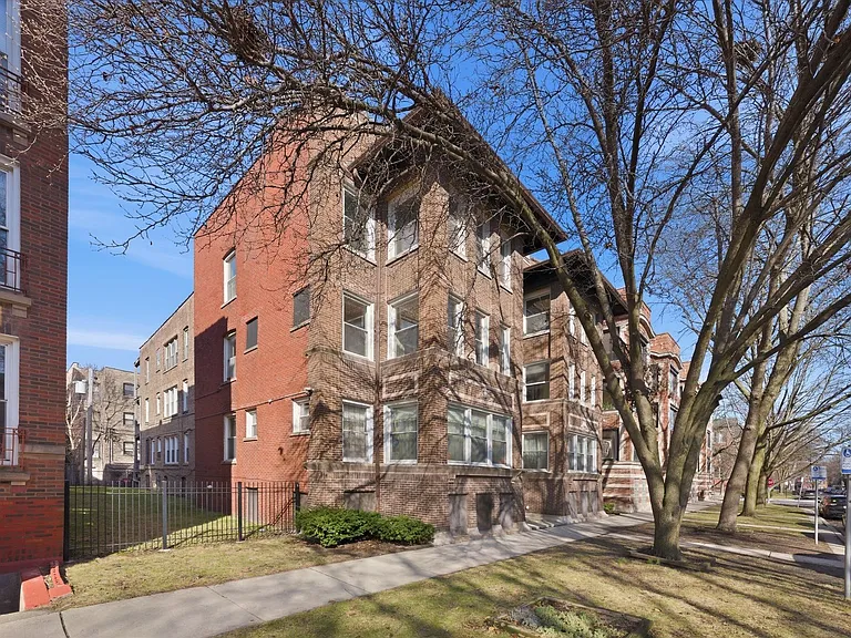 5210 S Ingleside Ave #2 — Photo 20