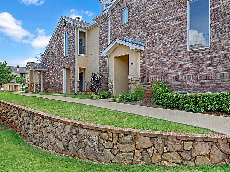 Quail Landing — Photo 38