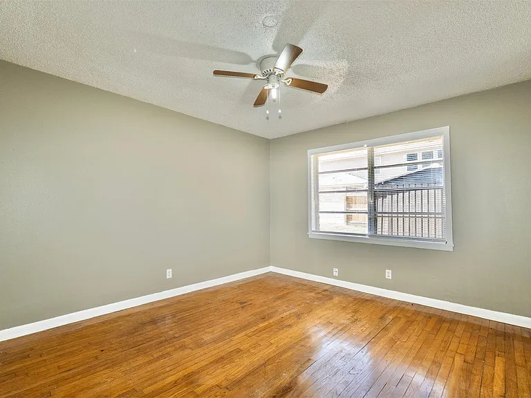 2109 Jeridona St — Photo 15
