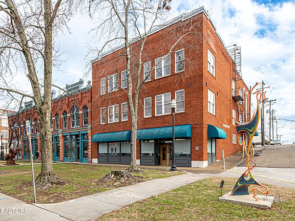 3rd image of 16 Emory Pl Ste 300