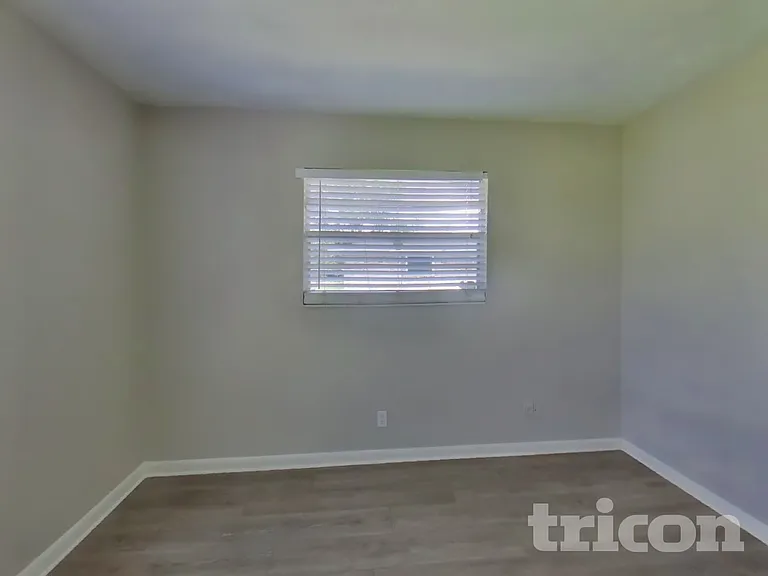 671 Custer Cir — Photo 12