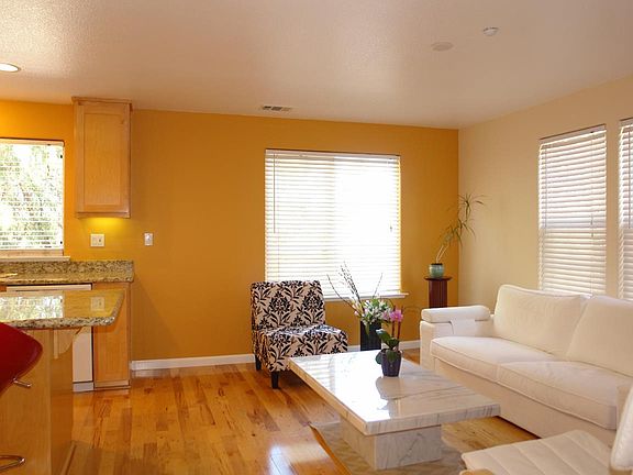 5th image of 227 Vista Roma Way