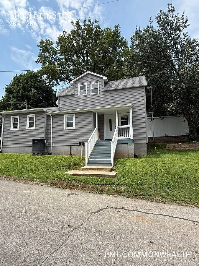2 Bed / 2 Bath Single Family (Available Now) — Photo 1