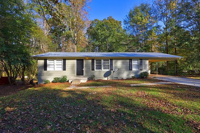 1st image of 3844 Maggie Dr SE