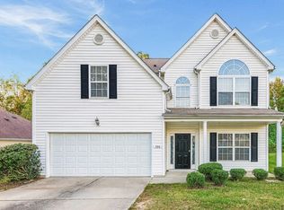 804 Red Oak Tree Dr, Fuquay Varina, NC 27526