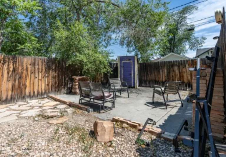 1221 Main St — Photo 11