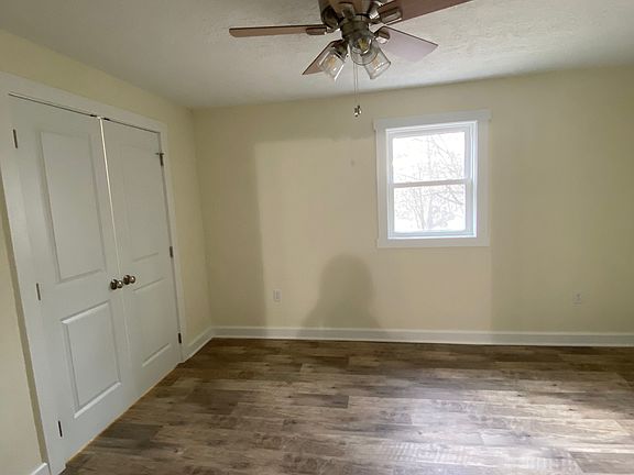 4th image of 164 N Mad Anthony St #B