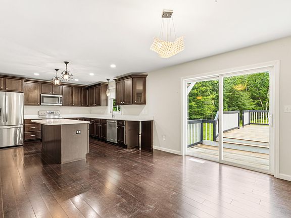 5th image of 21 Blanchard Road