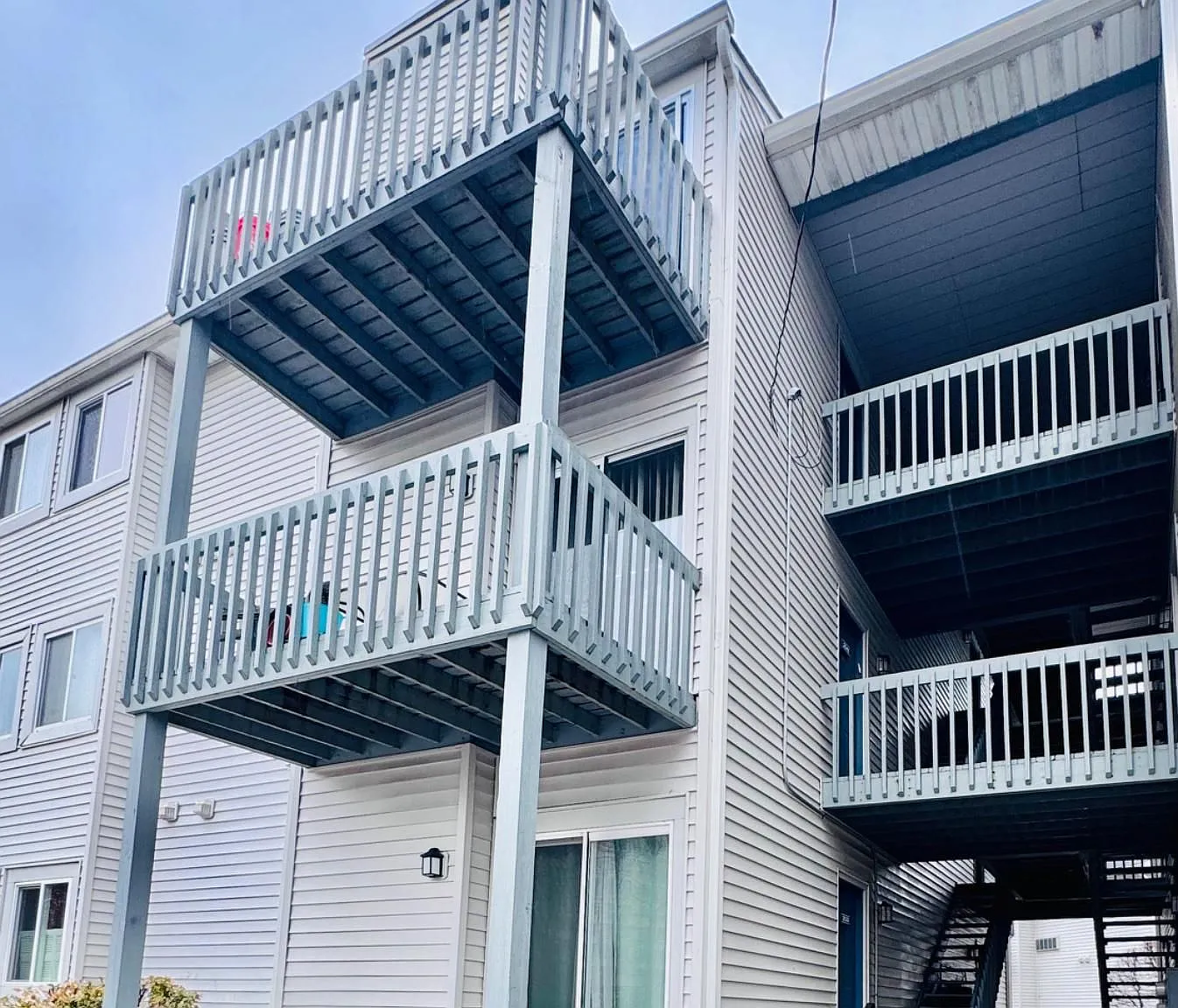 1 bed, 1.0 bath, 654 sqft, $1,900 — Photo 1