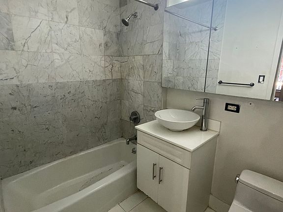 5th image of 120 Saint Marks Pl APT 4f