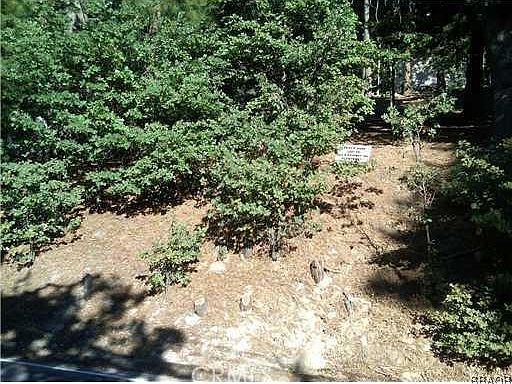 2nd image of 364 Fairway Dr