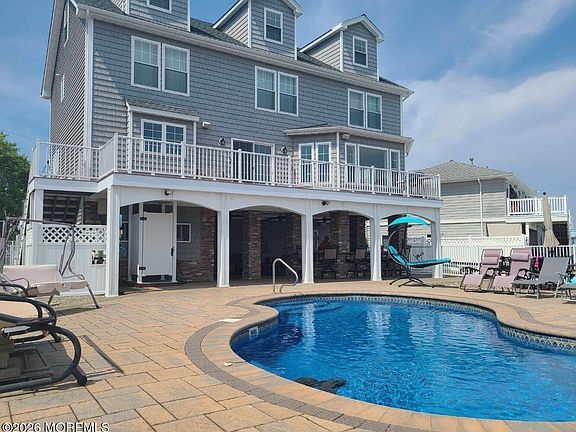 2nd image of 34 Harborside Dr E
