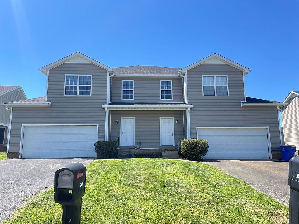 1st image of 221 Hanover Ct #225