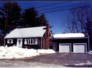 21 Center St, Lisbon, ME 04252