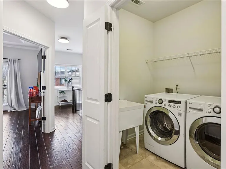 745 Fountainhead Ln NE #16 — Photo 25