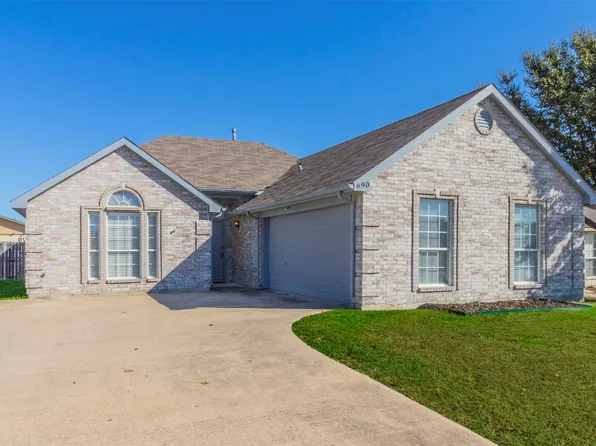 690 Sunflower Trl, Rockwall, TX 75032