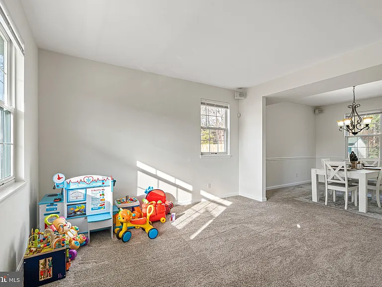 48274 Keel Dr — Photo 9