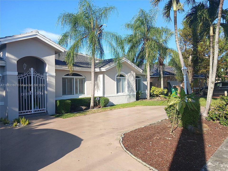2nd image of 8531 SW 12th St