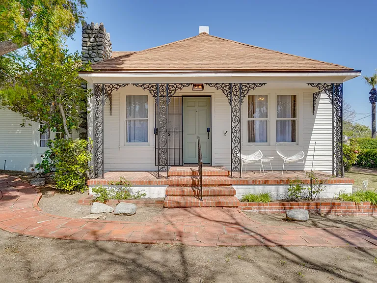 5991 Hellman Ave — Photo 44