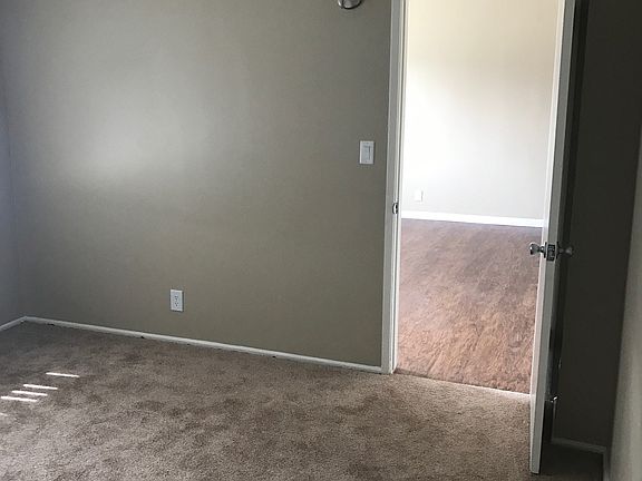 2nd image of 14145 Mulberry Dr APT J
