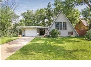 3296 E 9th St N, Wichita, KS 67208