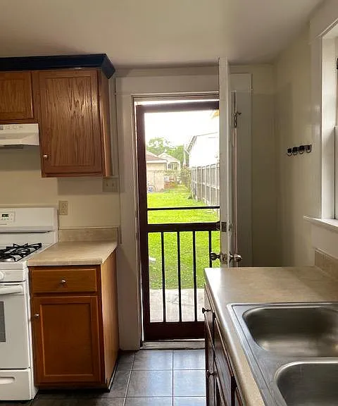 522 Jefferson Ave — Photo 19