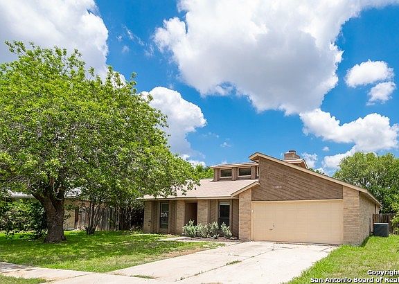 4th image of 4503 LAKEWAY DR