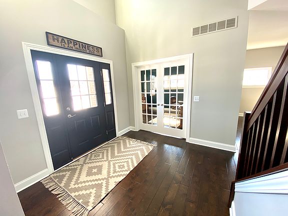 2nd image of 10017 Majestic Blvd