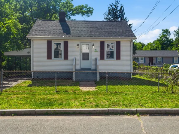 74 Price St, Springfield, MA 01104