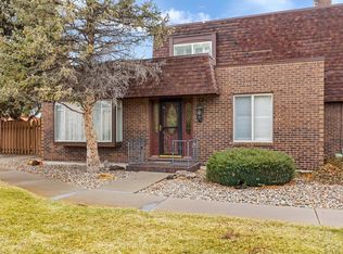 32 Villa Dr, Pueblo, CO 81001