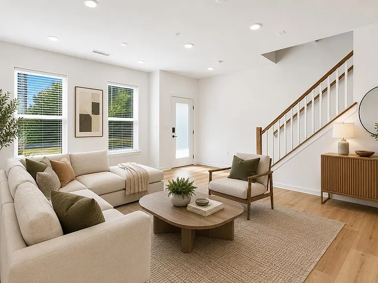 400 Willow Ave #409 — Photo 1