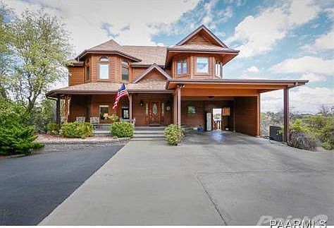 Front View of Home