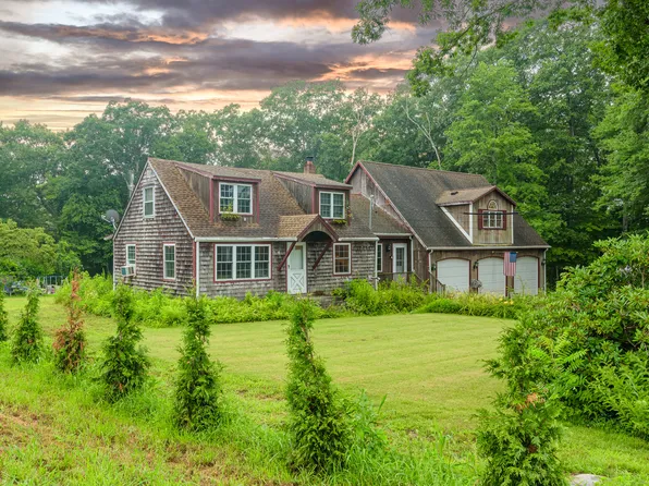43 Chestnut Hill Road, East Hampton, CT 06424