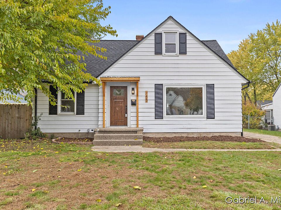 1st image of 745 Cricklewood St SW