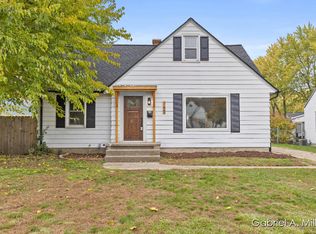 745 Cricklewood St SW, Wyoming, MI 49509