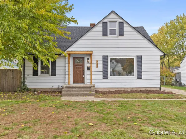 745 Cricklewood St SW, Wyoming, MI 49509