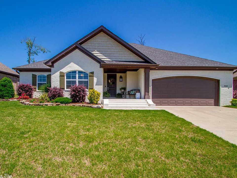 1st image of 2412 Ramond Ln