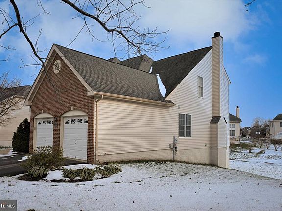 4th image of 22662 Taylorstown Hunt Ct