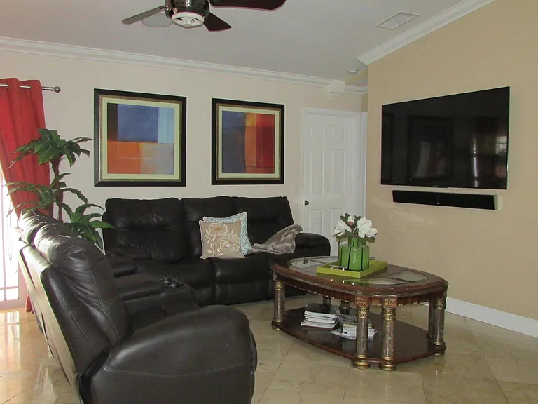 9660 SW 145th Pl — Photo 12