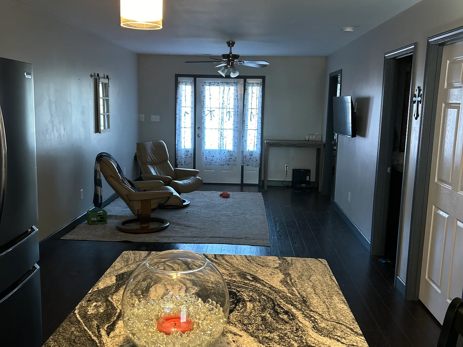 222 Cooley Cir — Photo 2