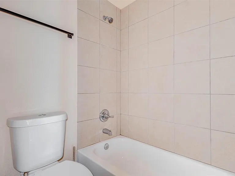 8605 Beviamo St — Photo 14