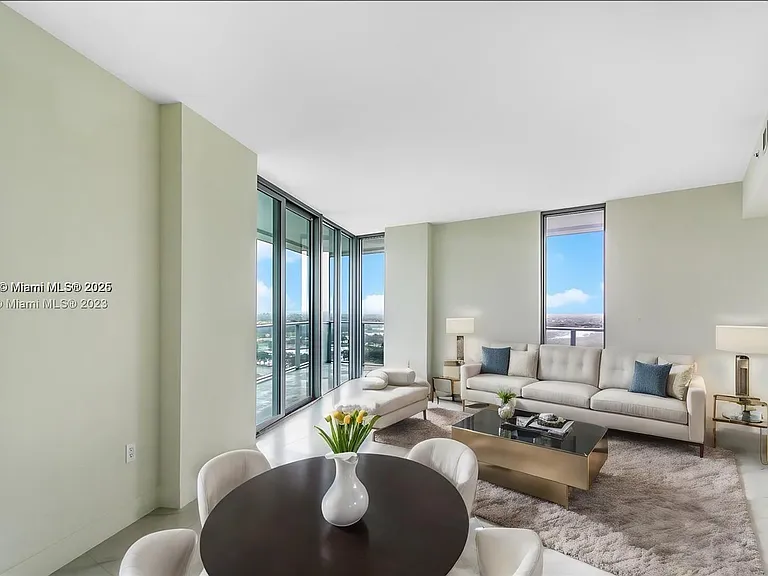 2000 Metropica Way #1709 — Photo 2
