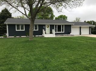 204 W Sharon St, Crofton, NE 68730
