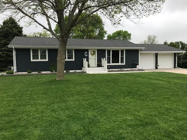 204 W Sharon St, Crofton, NE 68730