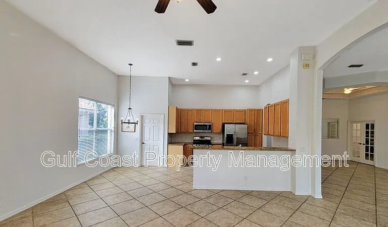 6836 Bay Hill Dr — Photo 5