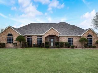 1420 Trinity Meadows Dr, Terrell, TX 75160