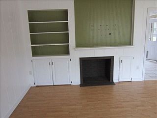 3rd image of 919 Alameda Dr
