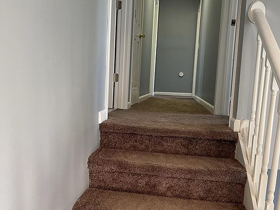 5th image of 14727 Arbor St