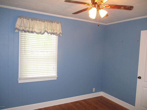 5th image of 504 W Jackson St